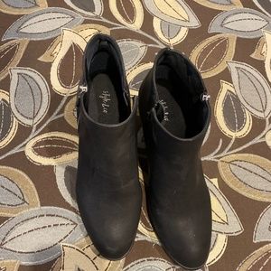 Style and Company Ankle boots 9 wide